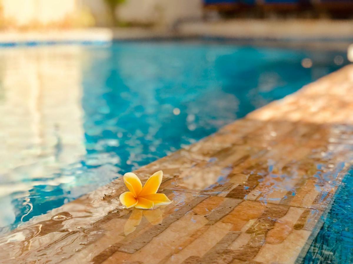 Familytel Bali Hotel Kuta Selatan Kültér fotó